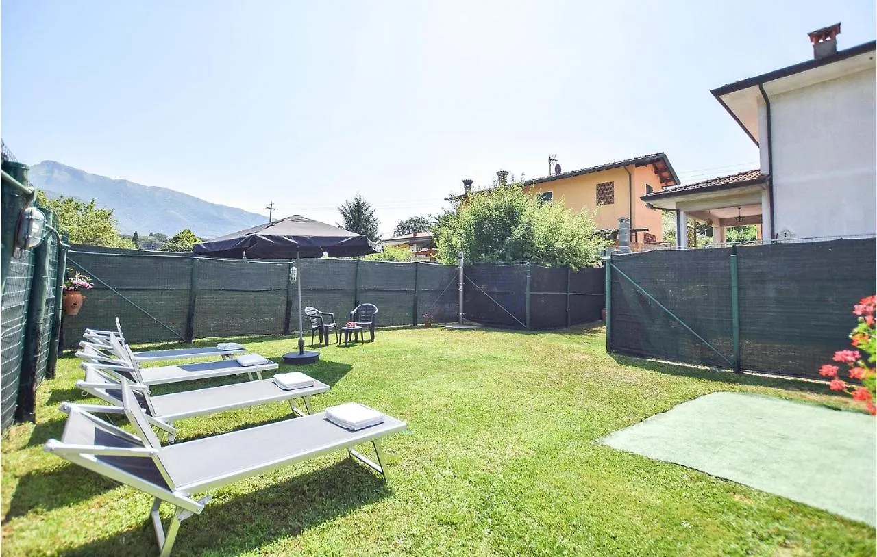 Nice Home In Camaiore With Kitchen 0*,  Италия